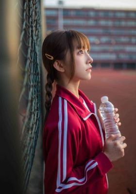 女秘书的条件日本_HD神马影院手机在线